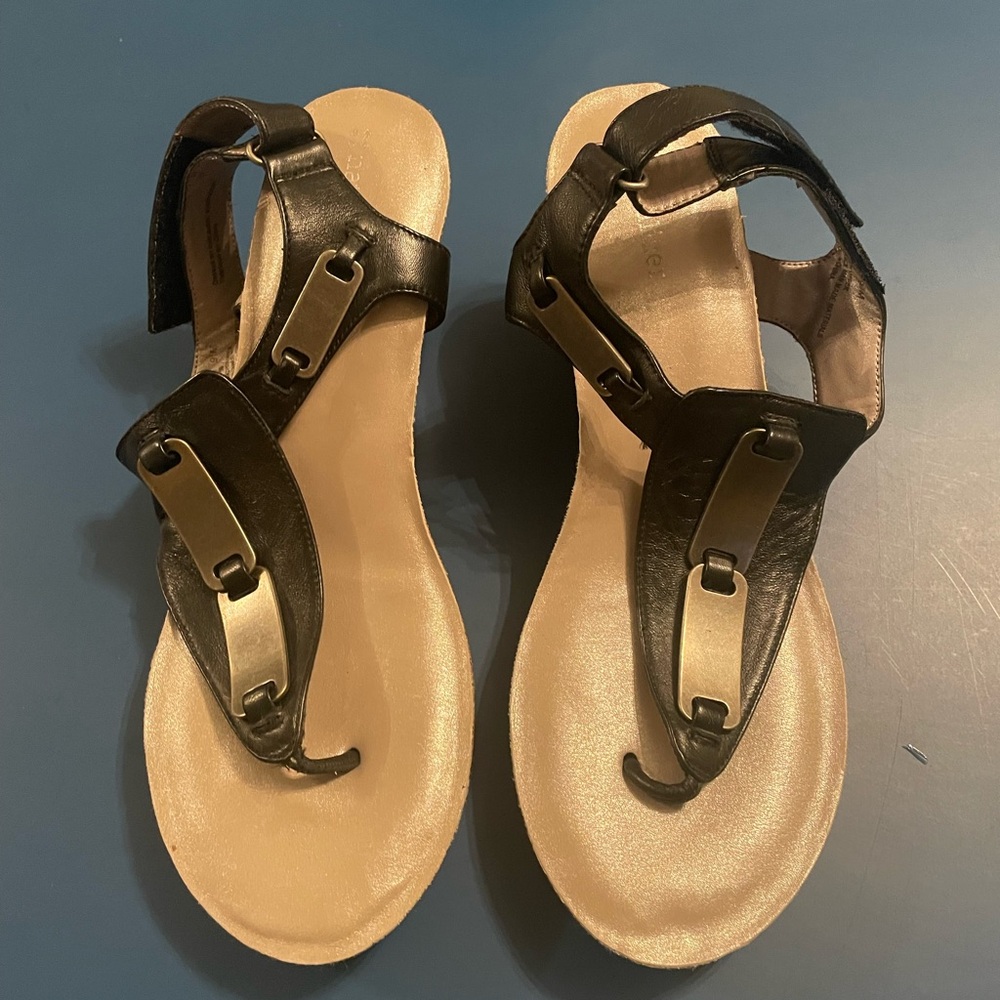 Naturalizer Sandals